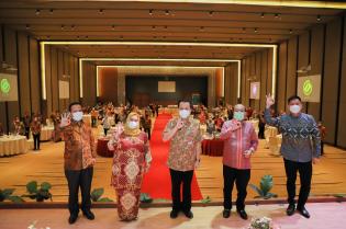 Ciptakan Pengelolaan Keuangan Daerah Yang Efektif, Bupati Kasmarni Buka Bimtek Tahun 2021 di Batam